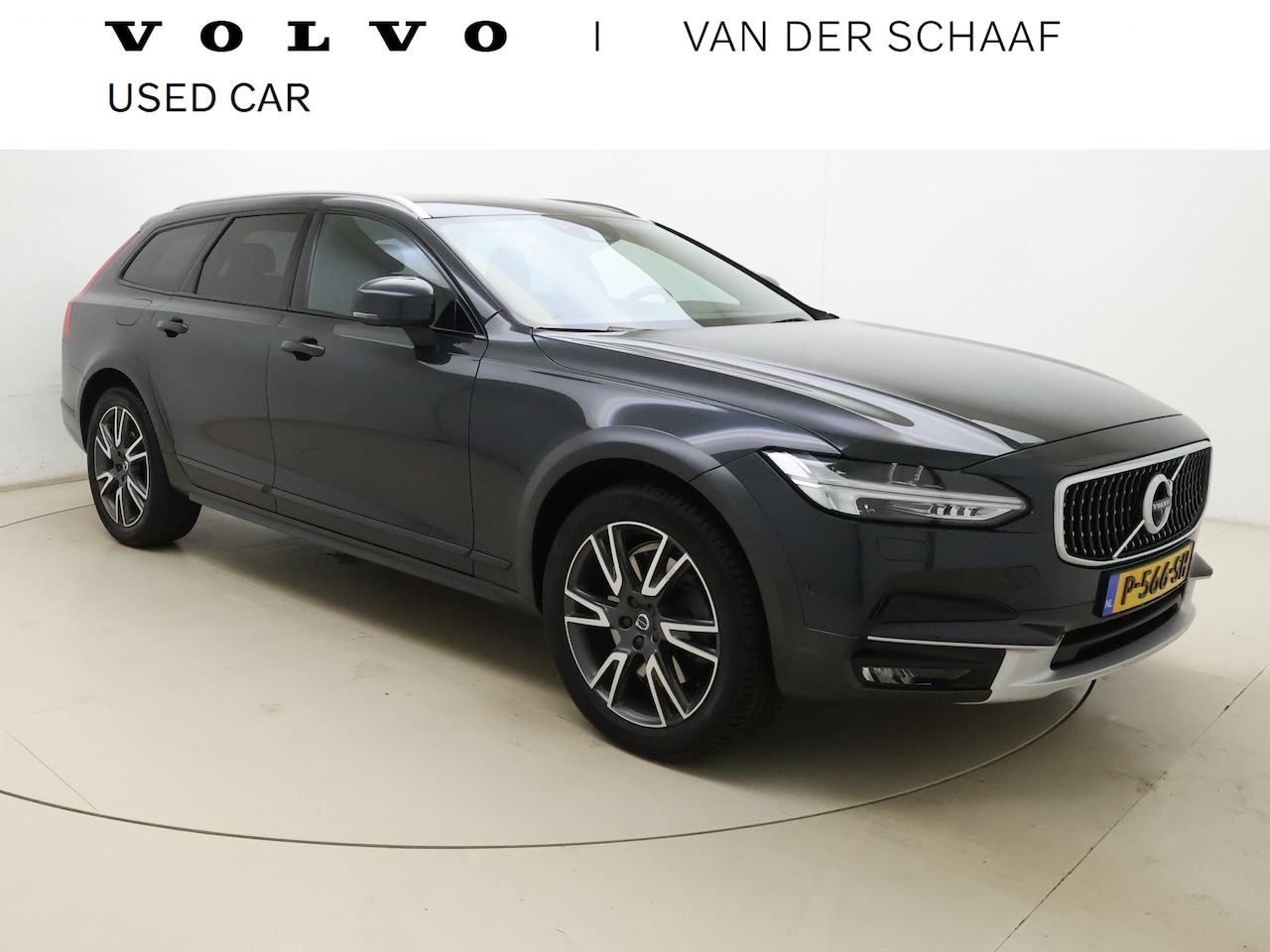 Volvo V90 Cross Country - T5 251pk AWD Pro / Geventileerde stoelen / 360 graden camera / BLIS / Keyles entry / Trek - AutoWereld.nl