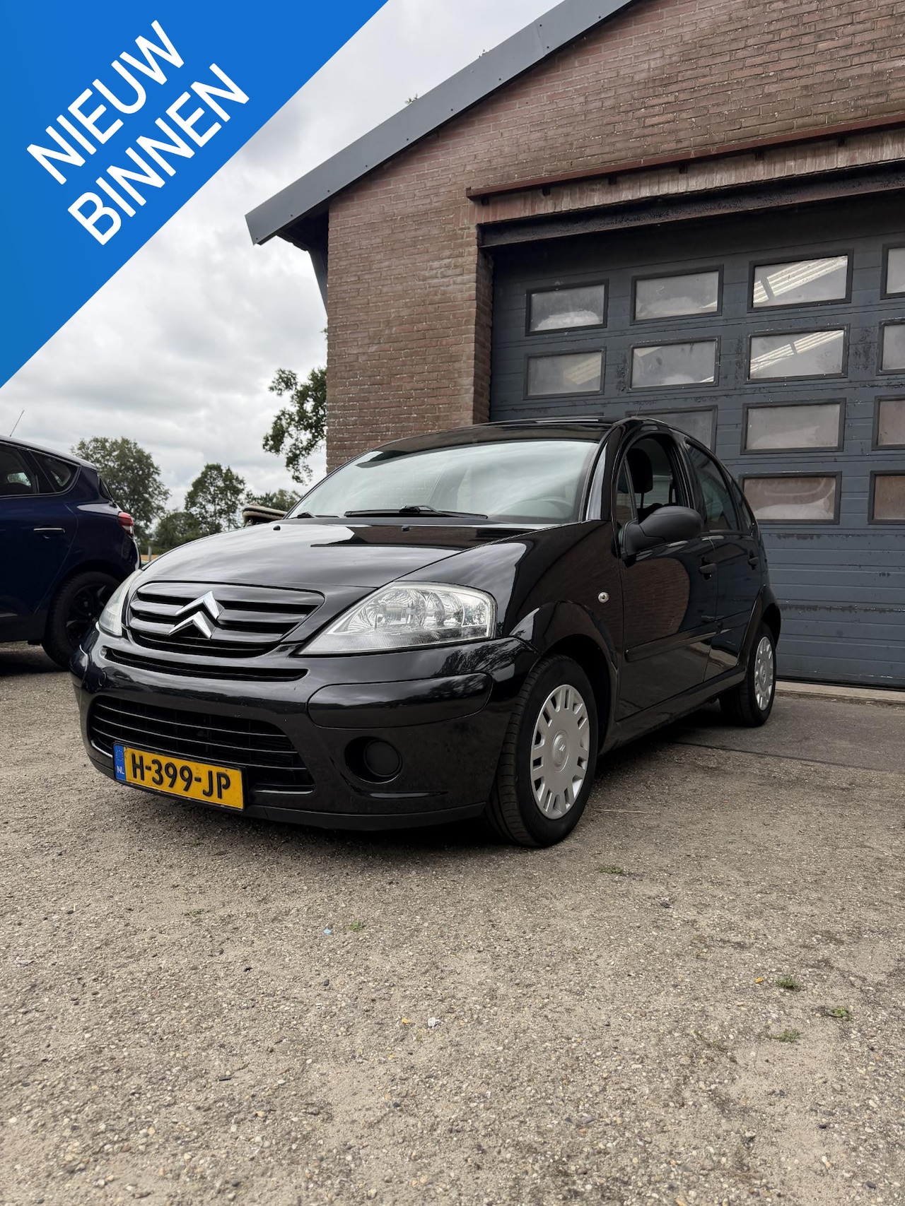 Citroën C3 - 1.1i First Airco/elektrisch dakraam/ - AutoWereld.nl