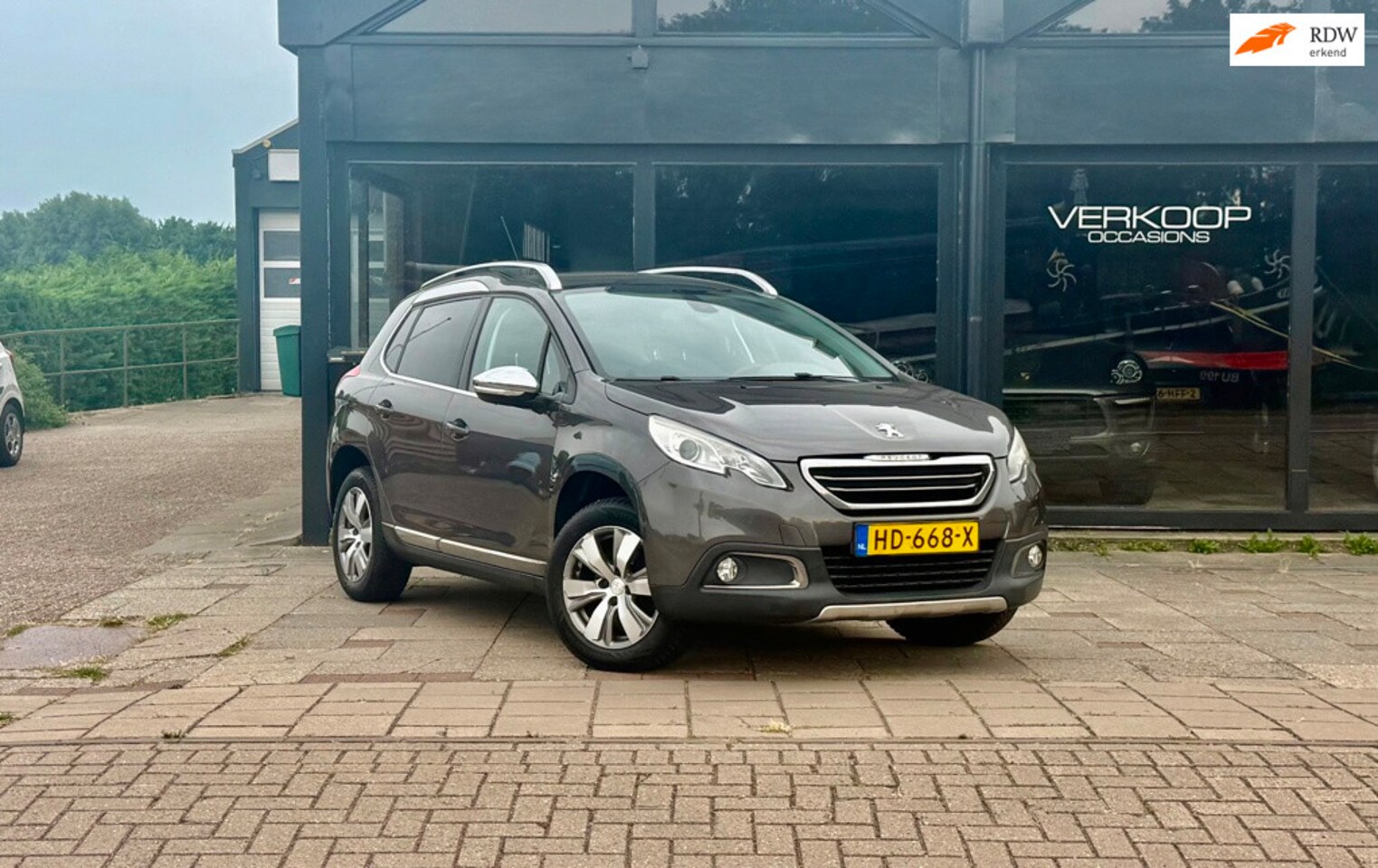 Peugeot 2008 - 1.2 PureTech Allure 1.2 PureTech Allure - AutoWereld.nl