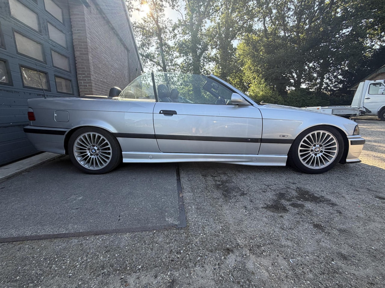 BMW 3-serie Cabrio - 318i Executive Climate/LEER/NAP - AutoWereld.nl