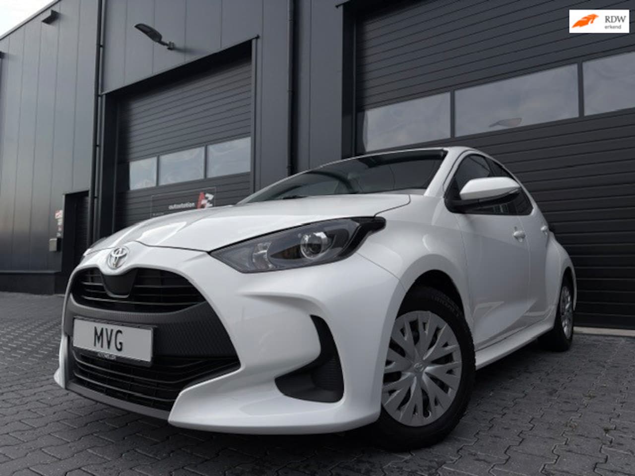 Toyota Yaris - 1.0 VVT-i Comfort|Carplay|Camera|Dealer onderhouden|1e eigenaar| - AutoWereld.nl