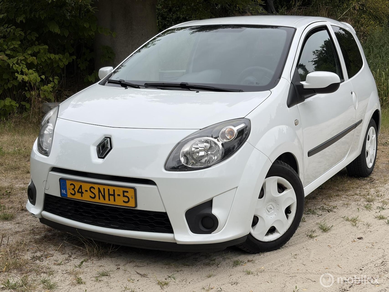 Renault Twingo - 1.2-16V Night & Day - AutoWereld.nl