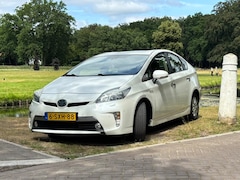 Toyota Prius - 1.8  Plug-in Executive Business Van 2e eigenaar, alle opties, als nieuw en zeer zuinig