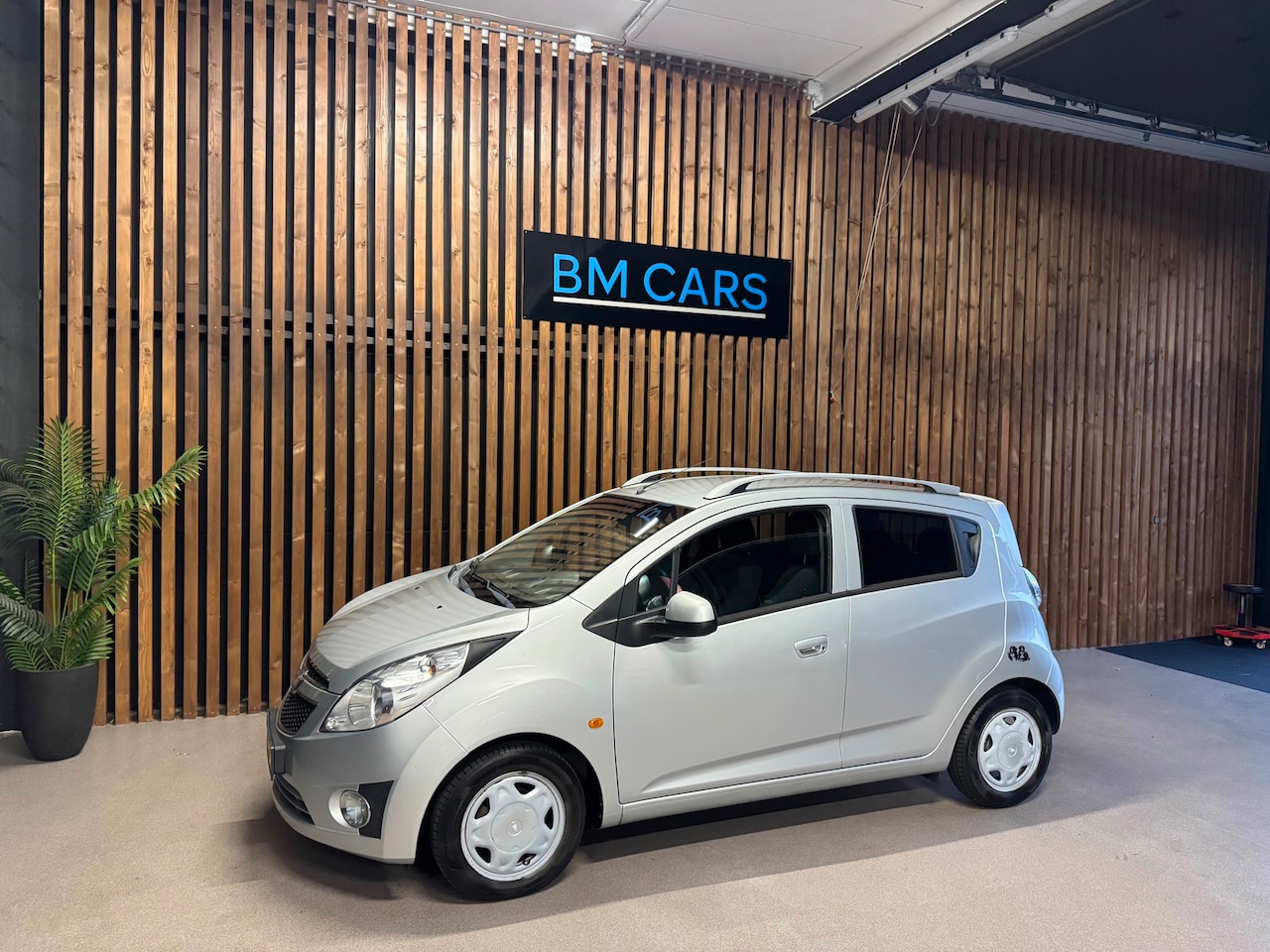 Chevrolet Spark - 1.0 16V LS Airco, 2e Eigenaar, Ruime APK - AutoWereld.nl