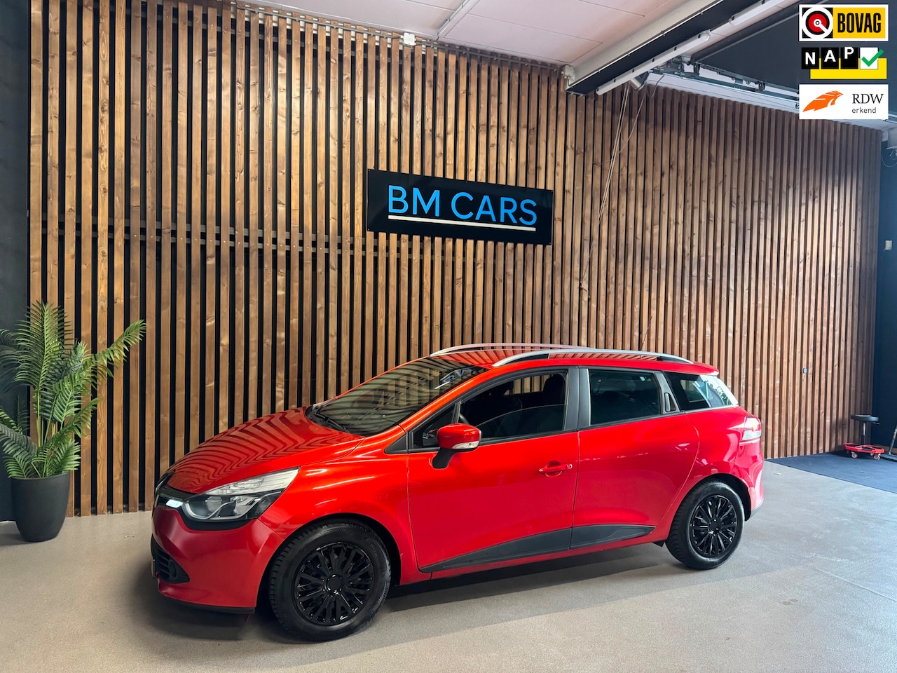 Renault Clio Estate - 0.9 TCe Expression Airco, Navi, 1e Eigenaar - AutoWereld.nl