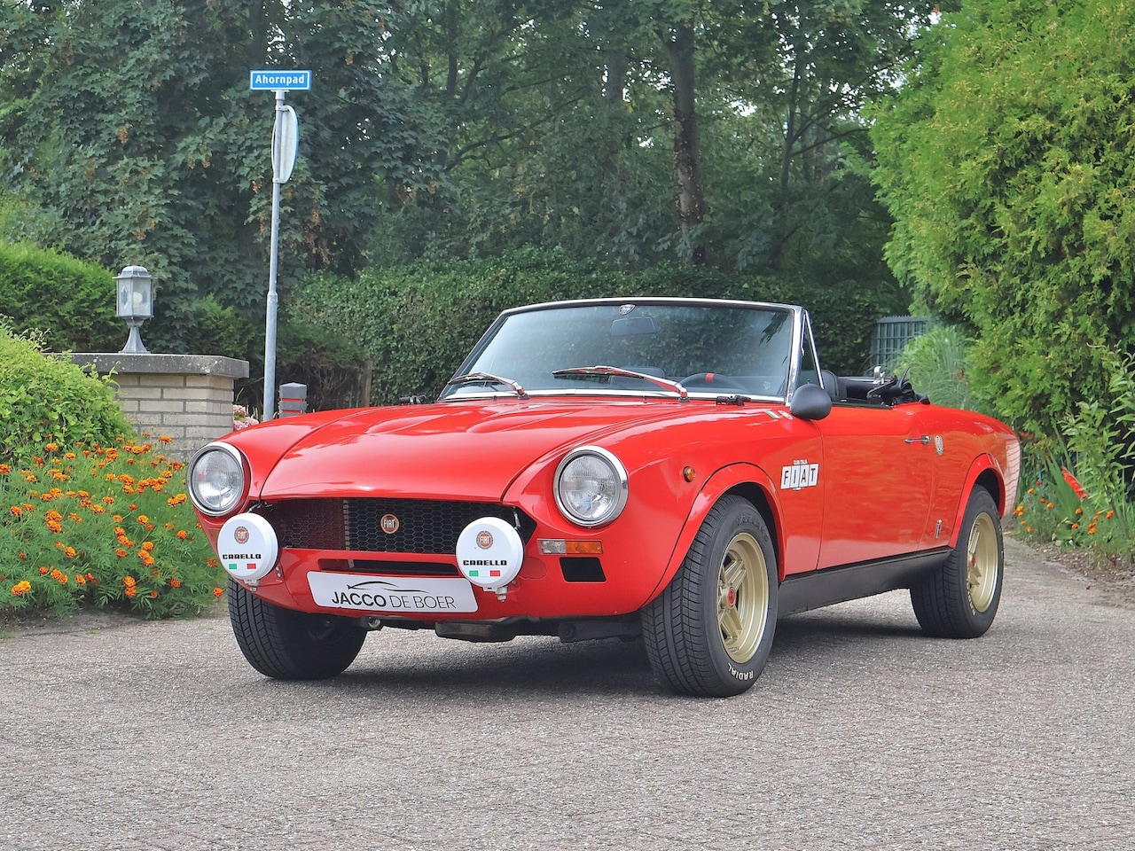 Fiat 124 Spider - 1800 Sport - AutoWereld.nl