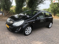 Opel Corsa - 1.4-16V Cosmo automaat Eerste eigenaar