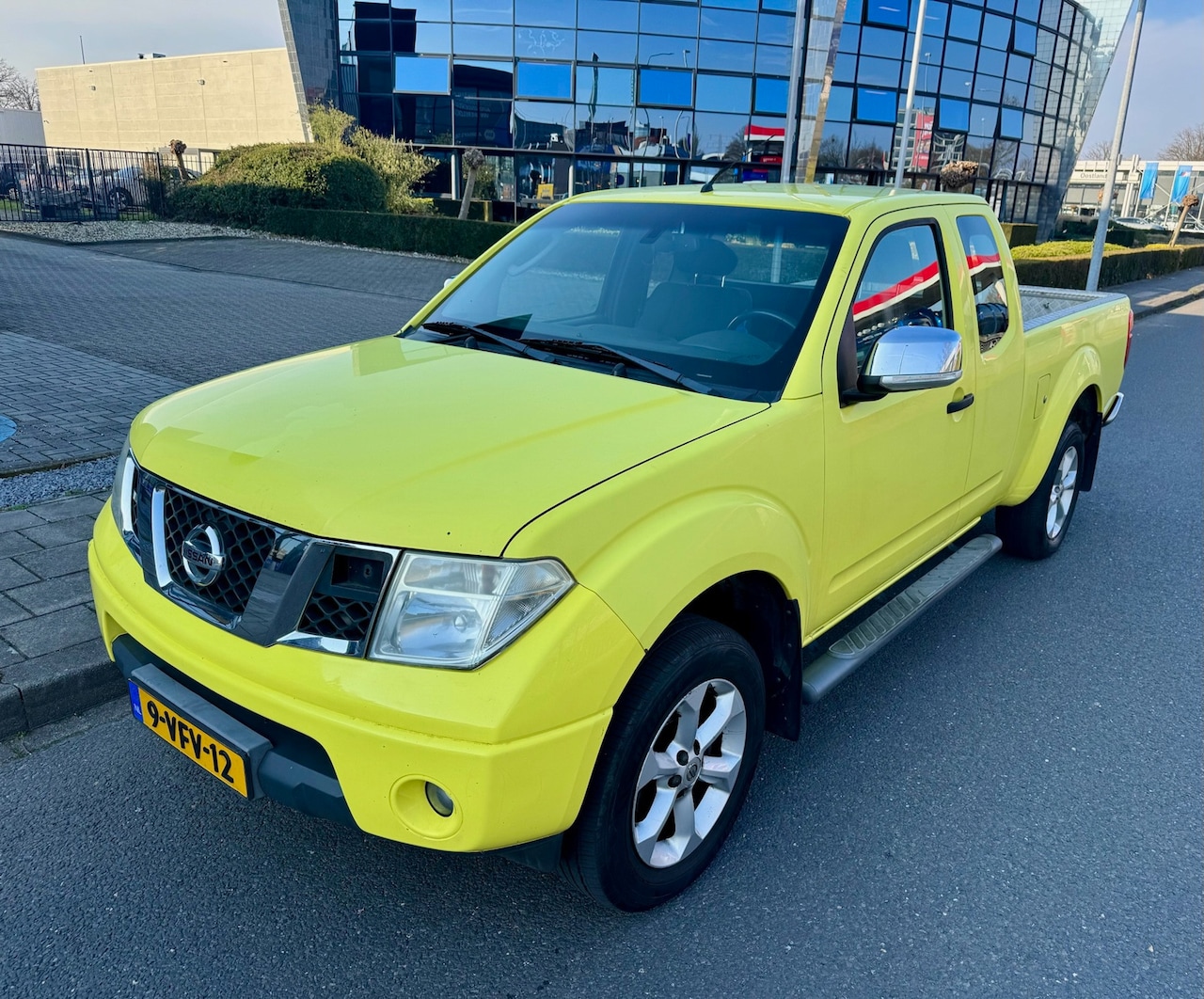 Nissan Navara - 2.5 dCi SE King Cab 2.5 dCi SE King Cab - AutoWereld.nl
