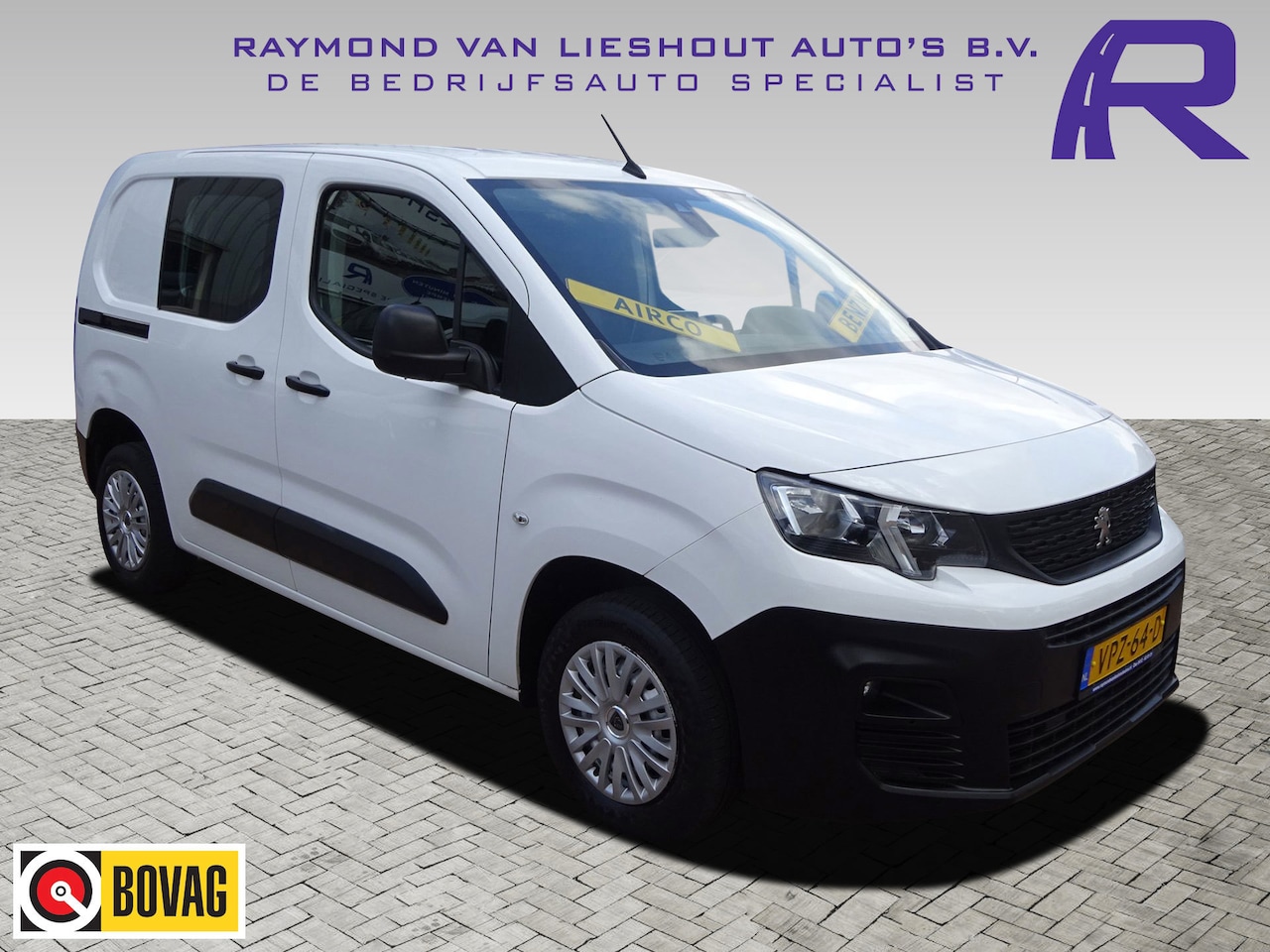 Peugeot Partner - 1.2 PureTech Pro BENZINE AIRCO NAVI CRUISE CONTROL PDC SCHUIFDEUR - AutoWereld.nl