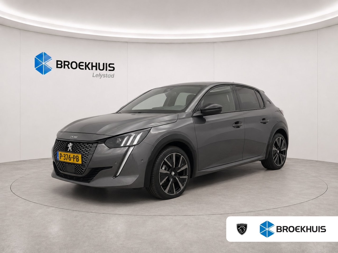 Peugeot 208 - 1.2 PURETECH 100PK GT PACK / NAVI / LEDER / CLIMA / PDC / 17" LMV / CAMERA / KEYLESS / CRU - AutoWereld.nl