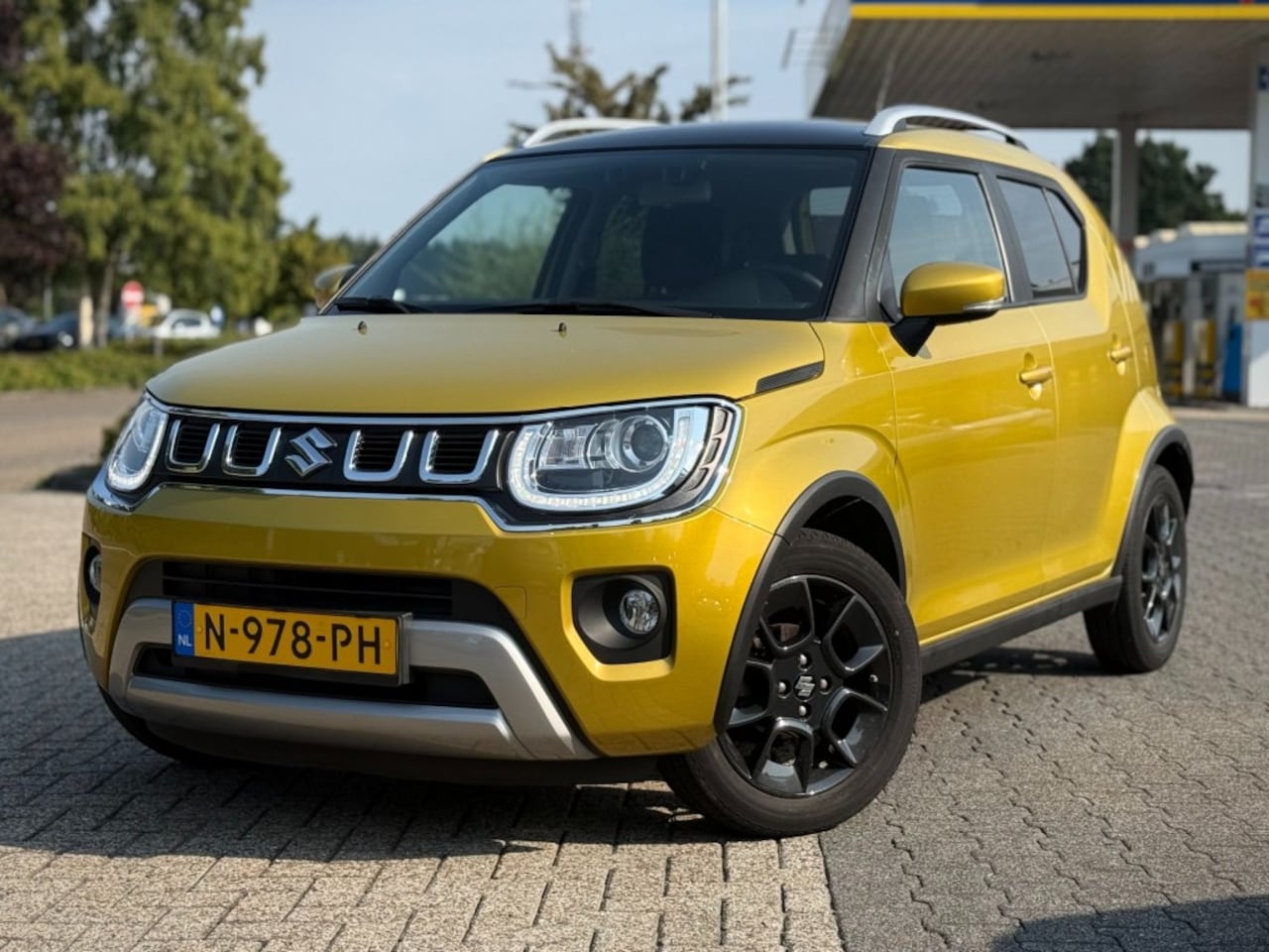 Suzuki Ignis - 1.2 STYLE ALLGRIP CARPLAY CAMERA ECC NL-AUTO 21.000KM - AutoWereld.nl