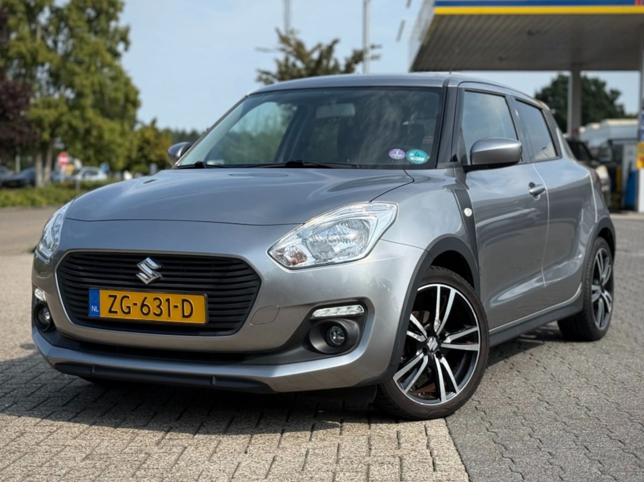 Suzuki Swift - 1.2 SPORTLINE A/T TREKHAAK CARPLAY CAMERA - AutoWereld.nl