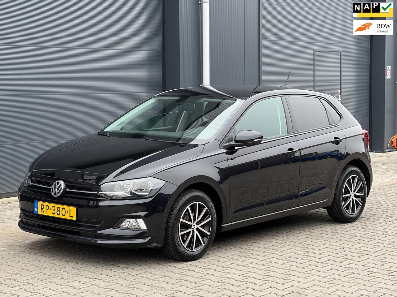 Volkswagen Polo - 1.0 TSI COMFORTLINE 5DRS NAVI LMV - AutoWereld.nl