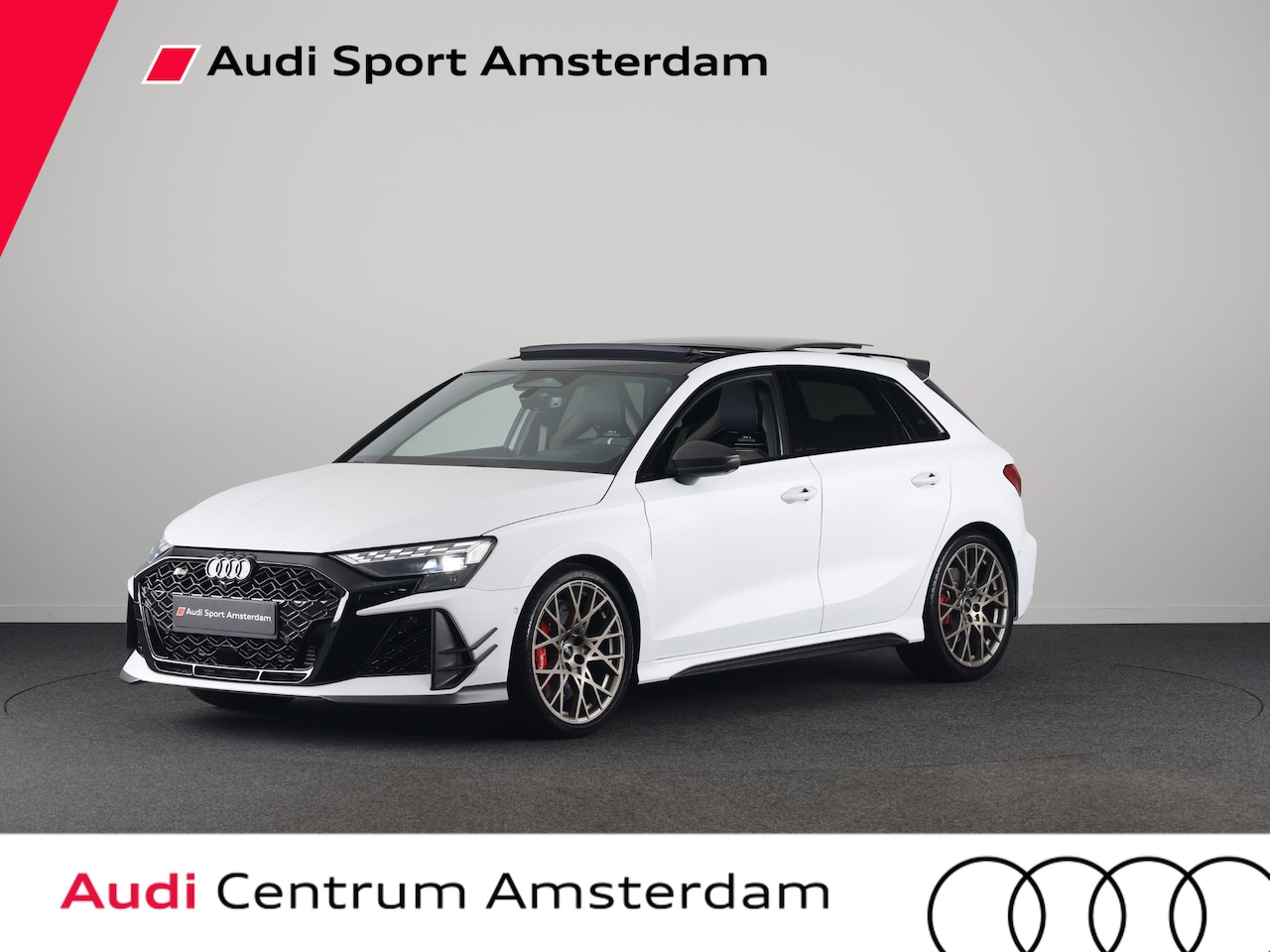 Audi RS3 - Sportback Competition Limited 2.5 TFSI 295 kW / 400 PK SB | 599 / 750 gelimiteerde oplage - AutoWereld.nl