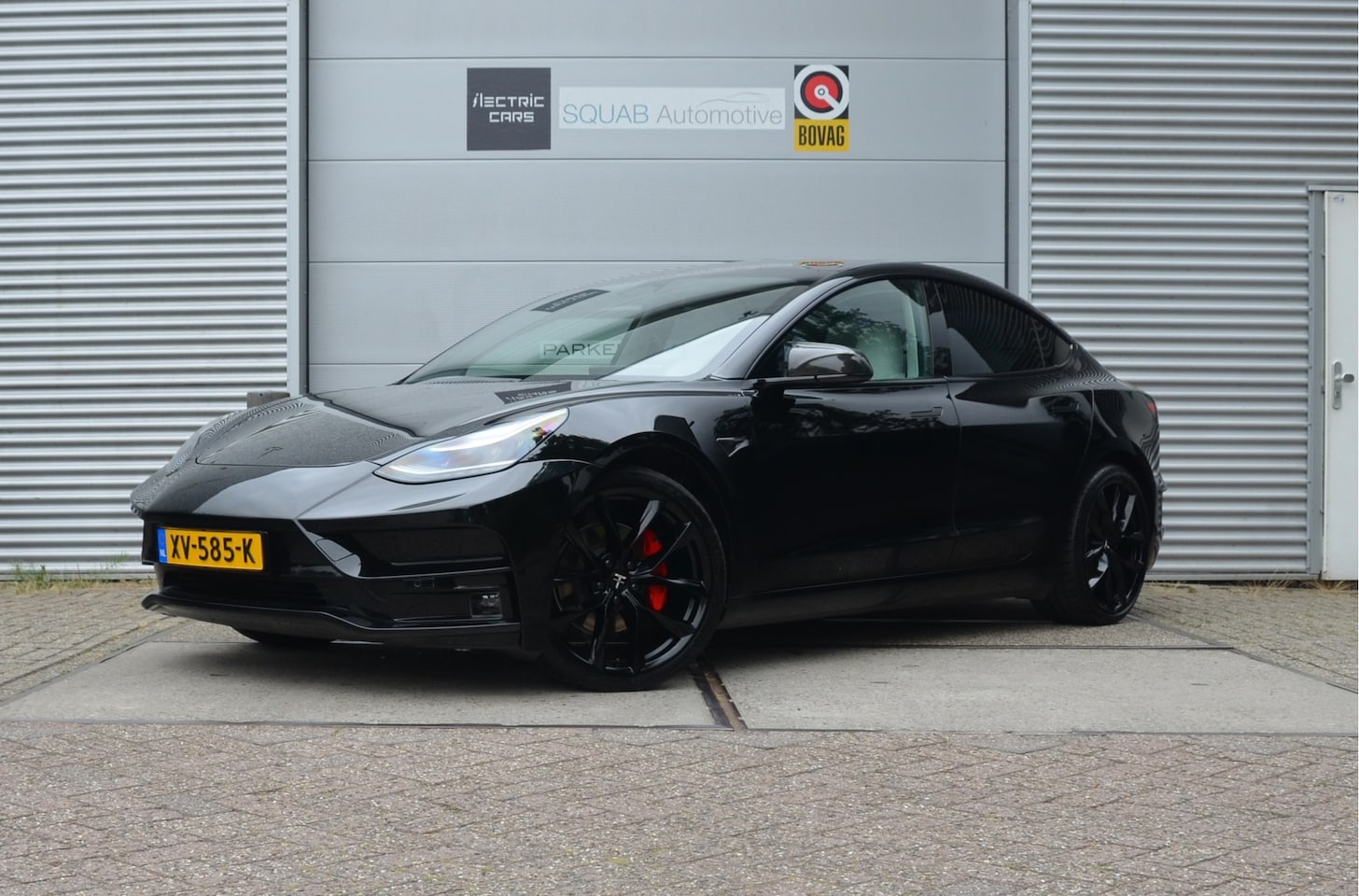 Tesla Model 3 - Long Range AWD 75 kWh Startech Bumperset - AutoWereld.nl