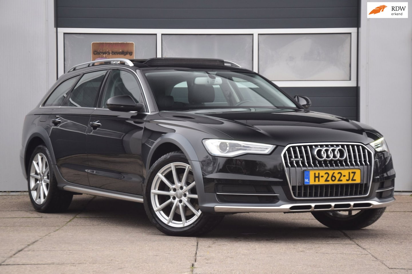 Audi A6 allroad quattro - 3.0 TDI Premium Edition / Panoramadak / Camera / Trekhaak - AutoWereld.nl