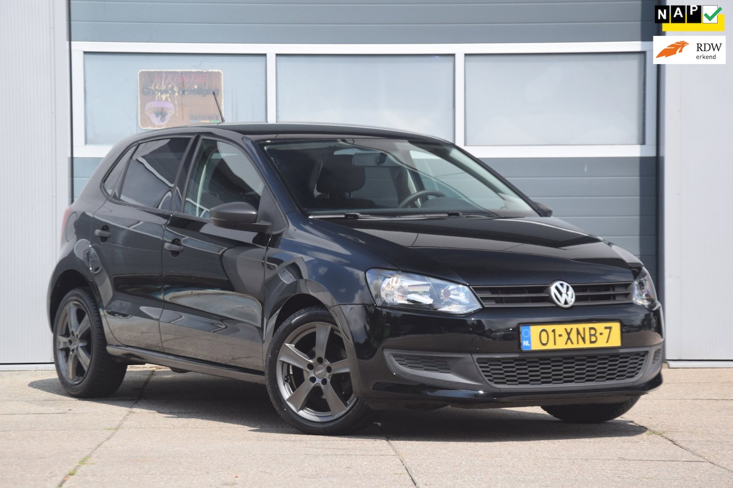 Volkswagen Polo - 1.2 Easyline APPLE CARPLAY/AIRCO/ORIGINELE NL-auto - AutoWereld.nl