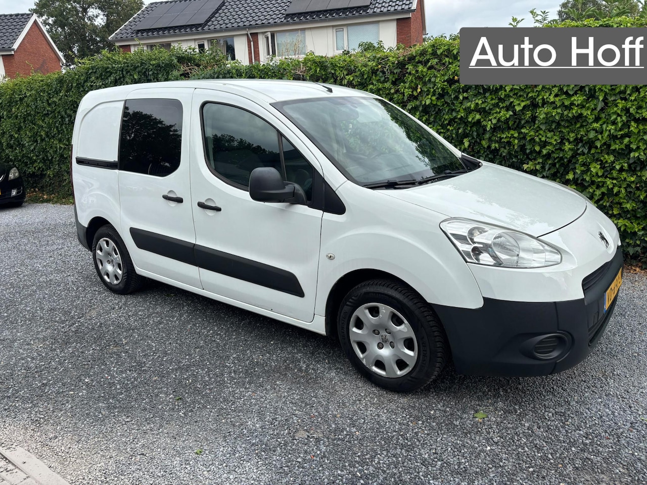 Peugeot Partner - 120 1.6 e-HDI L1 XT Profit + Automaat | HANDEL / EXPORT! Lees tekst! | Airco | Cruise Cont - AutoWereld.nl