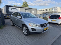 Volvo XC60 - 2.4 D5 AWD Summum