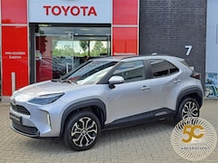 Toyota Yaris Cross - 1.5 Hybrid 115 First Edition APPLE/ANDROID STOEL/STUURVERWARMING NAVI AD-CRUISE PRIVACY-GL