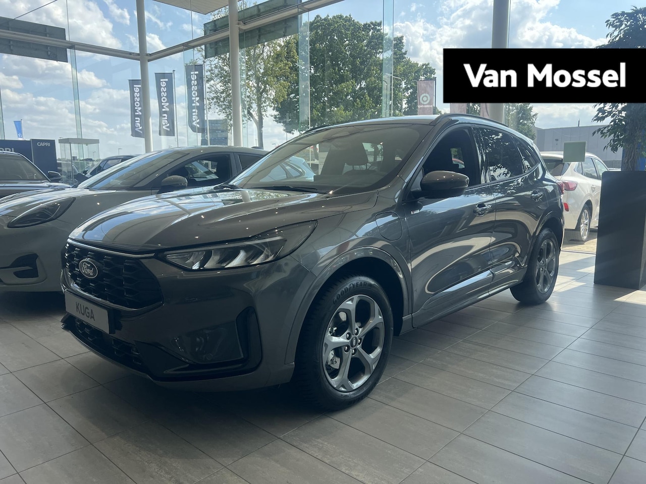 Ford Kuga - 2.5 PHEV ST-Line | Elek. trekhaak | Stoel/stuur voorruitverwarming | Dodehoekdetectie |  A - AutoWereld.nl