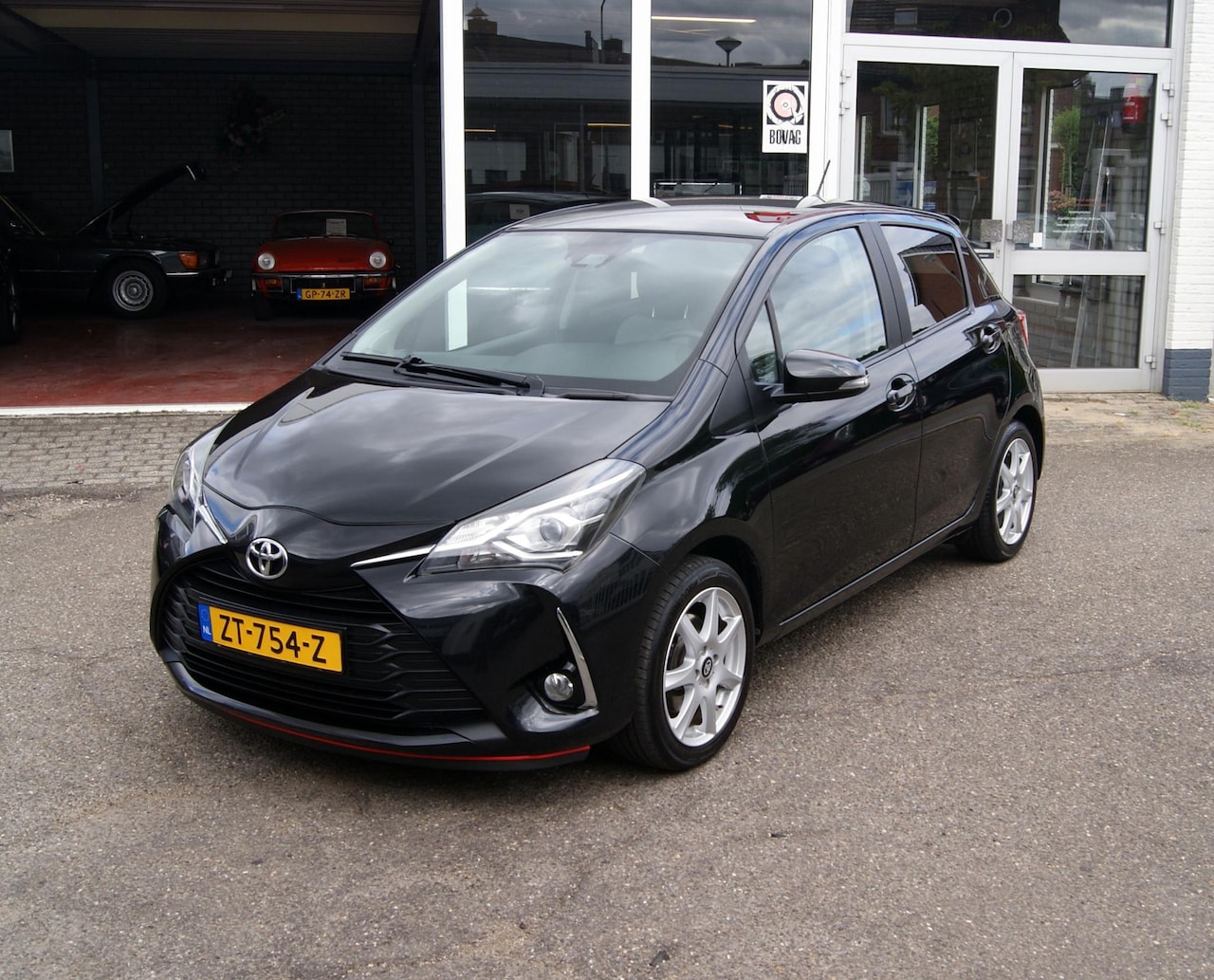 Toyota Yaris - 1.5 VVT-i Active Navi,Camera,cruise,Clima,RIJKLAARPRIJS!! - AutoWereld.nl