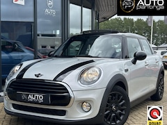MINI 5-Deurs - 1.5 Cooper Business 136PK | PANO | NAP | Airco | Cruise Control | Lichtmetalen Velgen | Ar