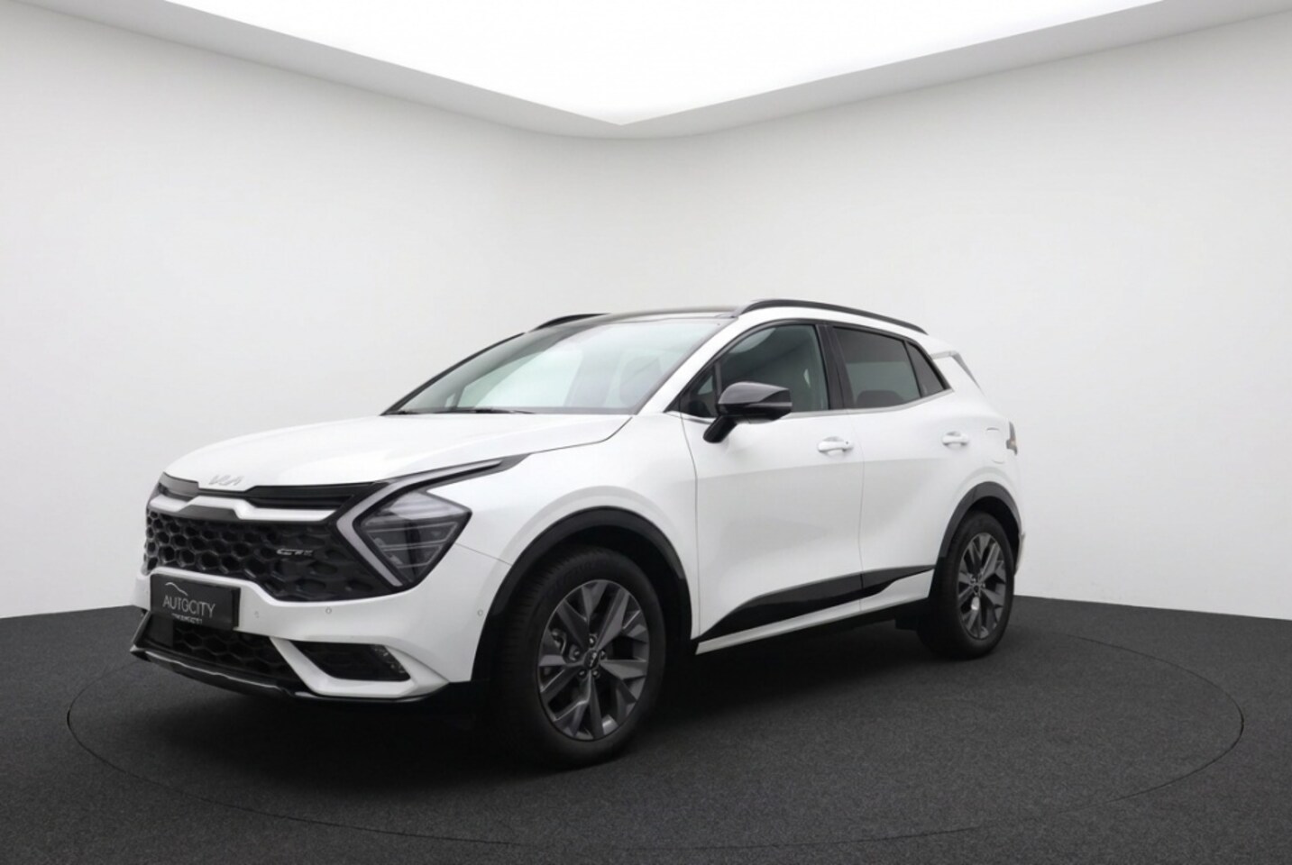 Kia Sportage - 1.6 T-GDi Hybrid 230PK GT-Plusline l PANO l 360° Camera l Stoelventilatie - AutoWereld.nl