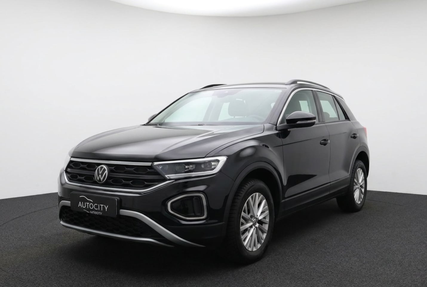 Volkswagen T-Roc - 1.0 TSI Life Plus 110PK | Adaptive Cruise | Climatronic | Adaptive Cruise | Carplay - AutoWereld.nl