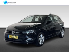 Volkswagen Polo - 1.0 TSI Comfortline Business Polo 1.0 TSI Comfortline Business