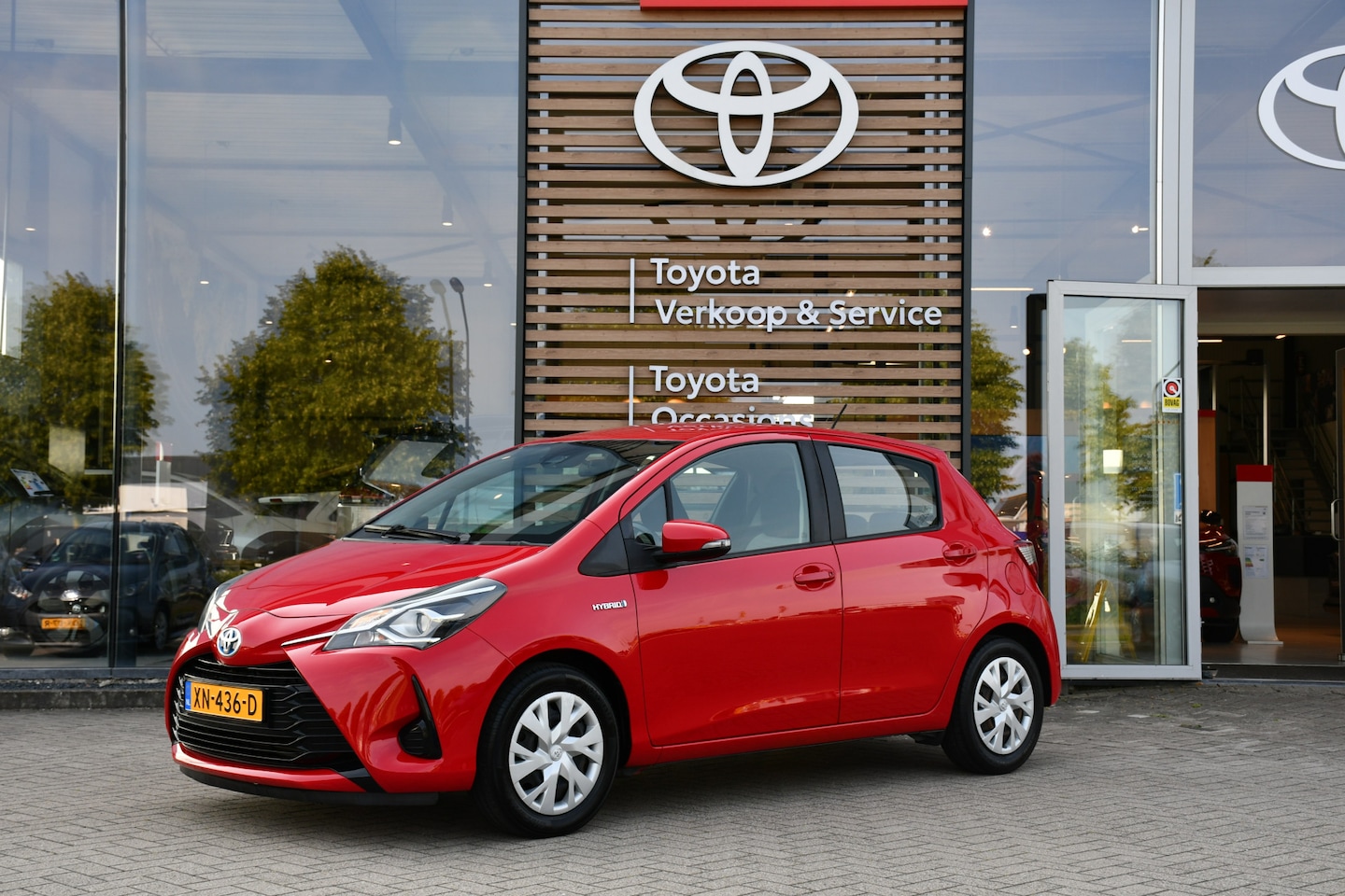 Toyota Yaris - 1.5 Hybrid Active Automaat 100pk | Trekhaak afneembaar | Cruise control | Achteruitrijcame - AutoWereld.nl