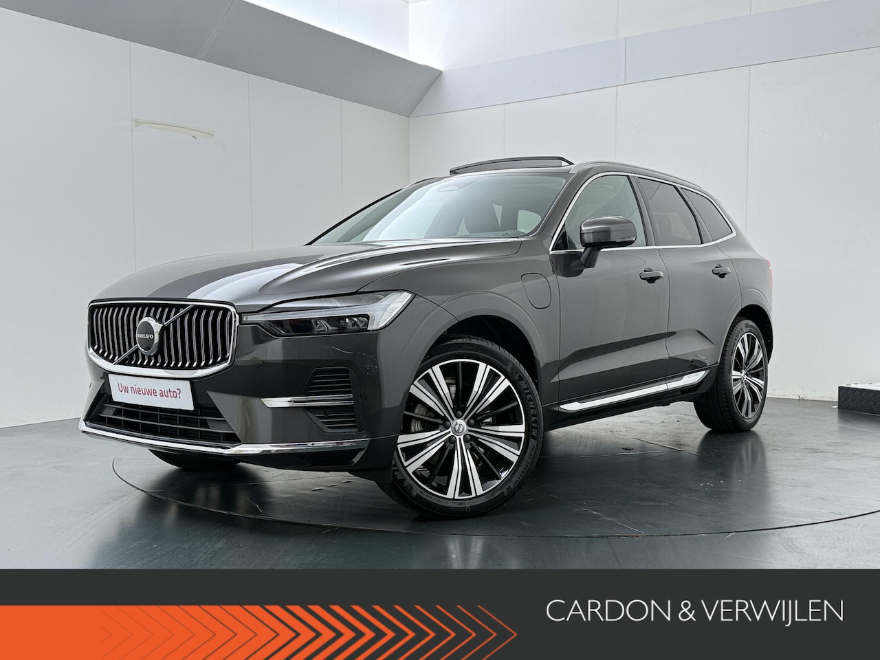 Volvo XC60 - 2.0 T6 Plug-in hybrid AWD Core Bright | 350 PK | Trekhaak wegklapbaar | Adaptive Cruise Co - AutoWereld.nl
