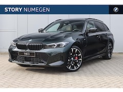 BMW 3-serie Touring - 330e M Sport Automaat / Panoramadak / Trekhaak / Sportstoelen / Adaptieve LED / M Adaptief