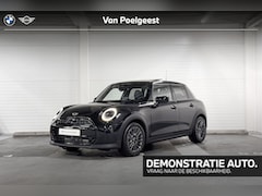 MINI 5-Deurs - Cooper Classic | Pakket M | Stuurwielverwarming | Harman/Kardon | Head-Up Display |