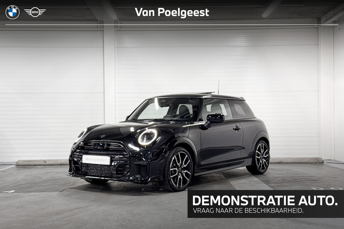 MINI 3-Deurs - Cooper S John Cooper Works XL | Head-Up Display | Harman/Kardon | Panoramadak | Stuurwielv - AutoWereld.nl