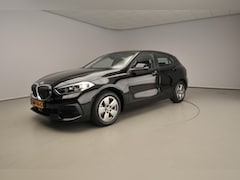 BMW 1-serie - 5-deurs 118i | LED | Navigatie | Clima | PDC | Cruise controle | DAB | Alu 16 inch