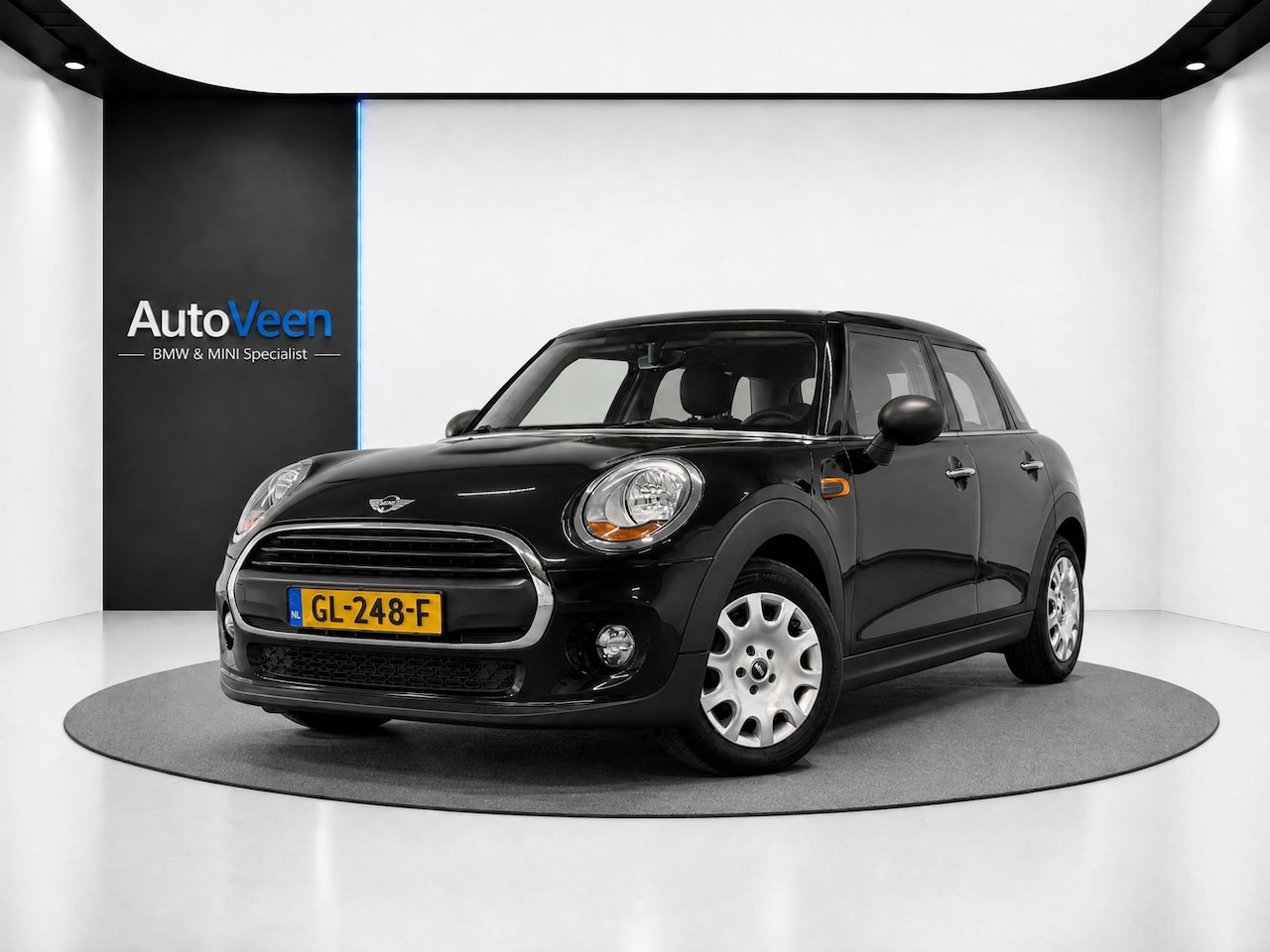 MINI 5-Deurs - 1.2 One Business (CRUISE, NAVI, AUTOMAAT, AIRCO) - AutoWereld.nl