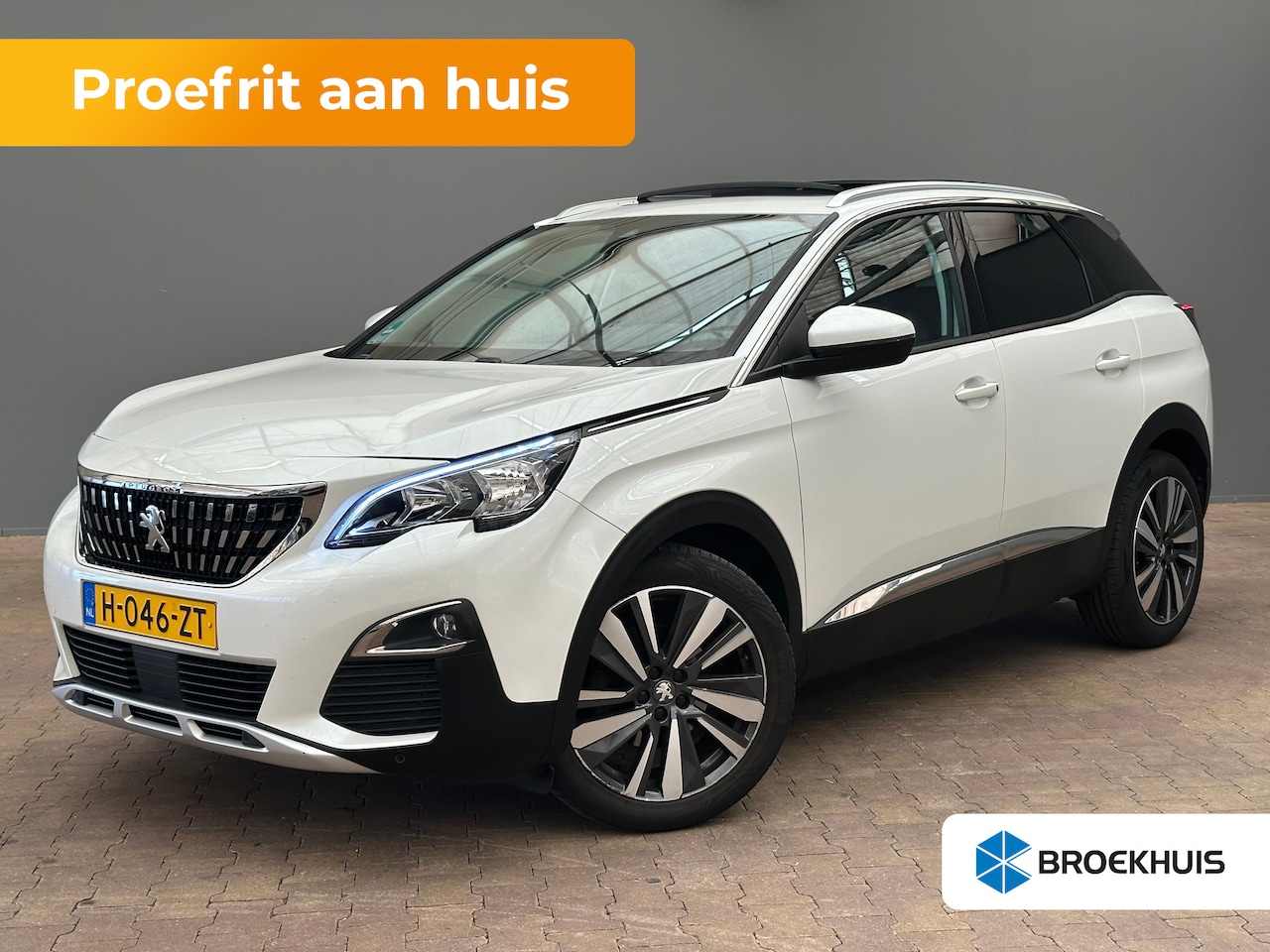 Peugeot 3008 - 1.2 PureTech Blue Lease Premium Avantage Panorama Dak | 19" Lichtmetaal | Camera | Cruise - AutoWereld.nl