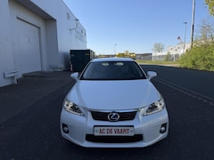 Lexus CT 200h - Luxury Line - LEVINSON/NAVI/LEER/XENON/CAM/NAP