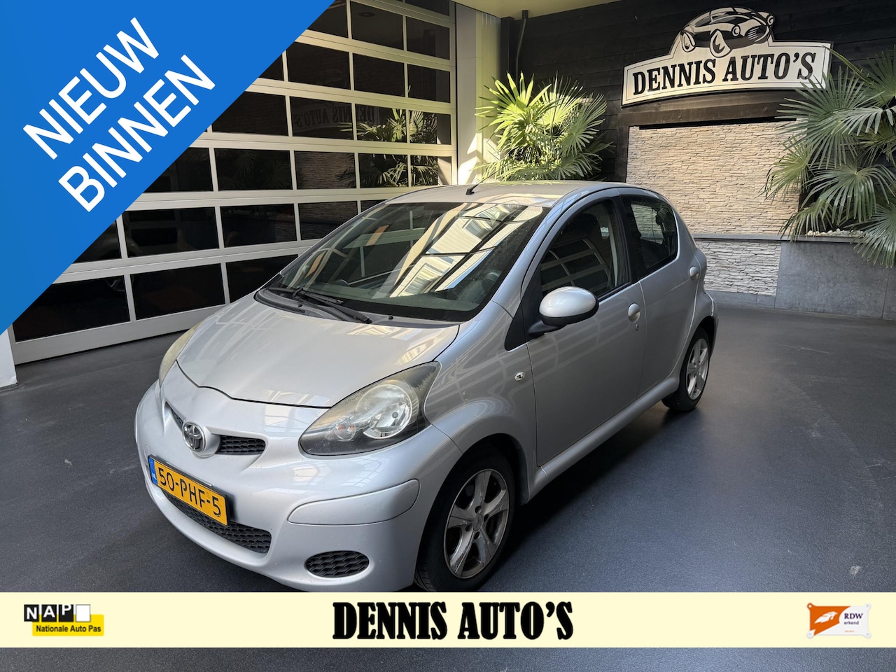 Toyota Aygo - 1.0-12V Comfort Navigator 1.0-12V Comfort Navigator - AutoWereld.nl