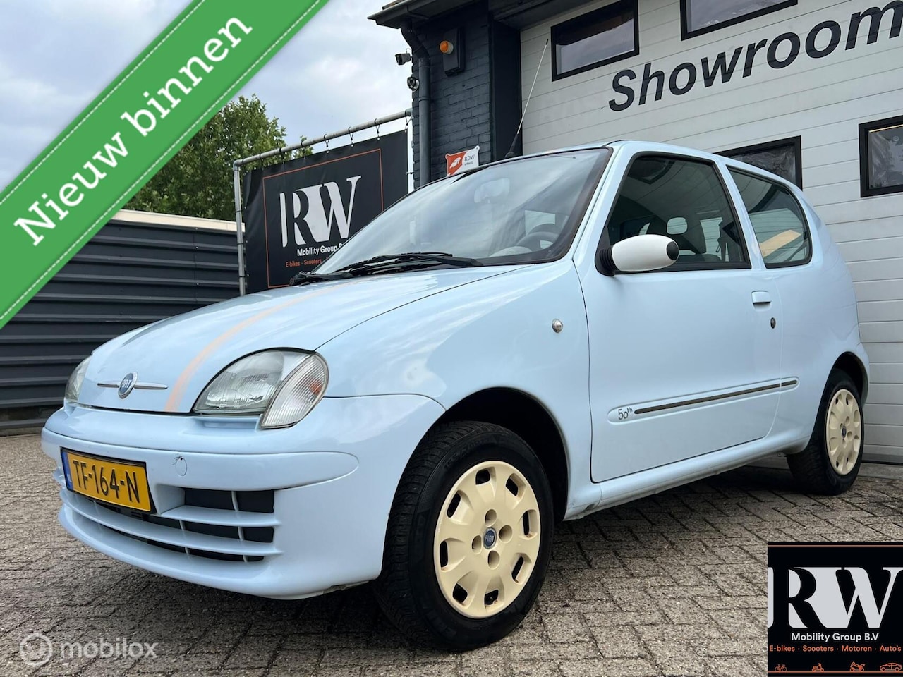 Fiat 600 - 1.1 *Anniversary Edition 50th* APK 04-2027* - AutoWereld.nl