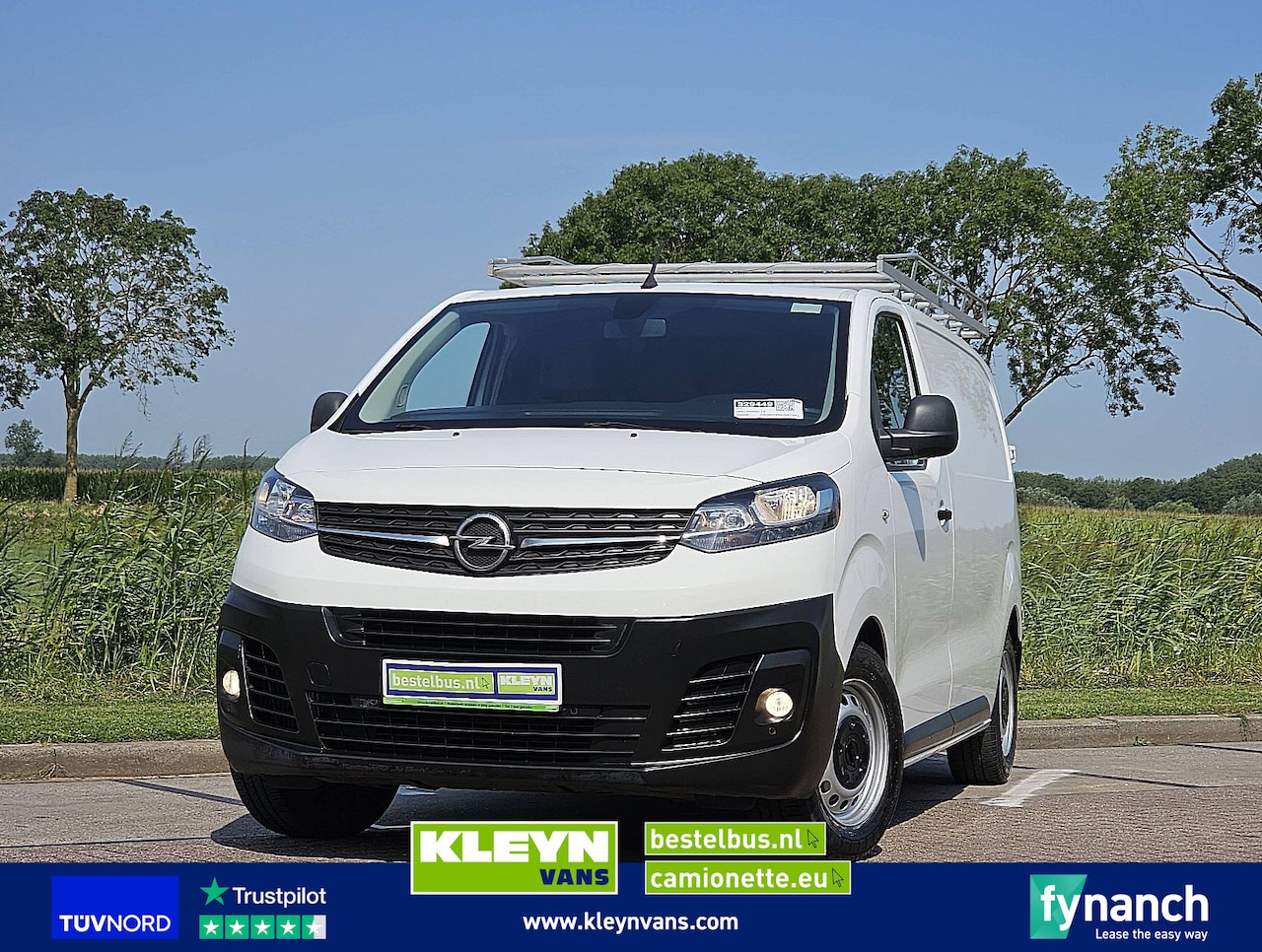 Opel Vivaro - 1.5 L2 NAP Navi Trekhaak - AutoWereld.nl