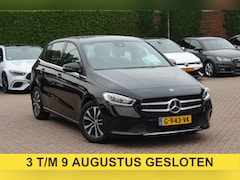 Mercedes-Benz B-klasse - 180 Business Solution / Camera / CarPlay / Half leder / 16'' / Cruise Control