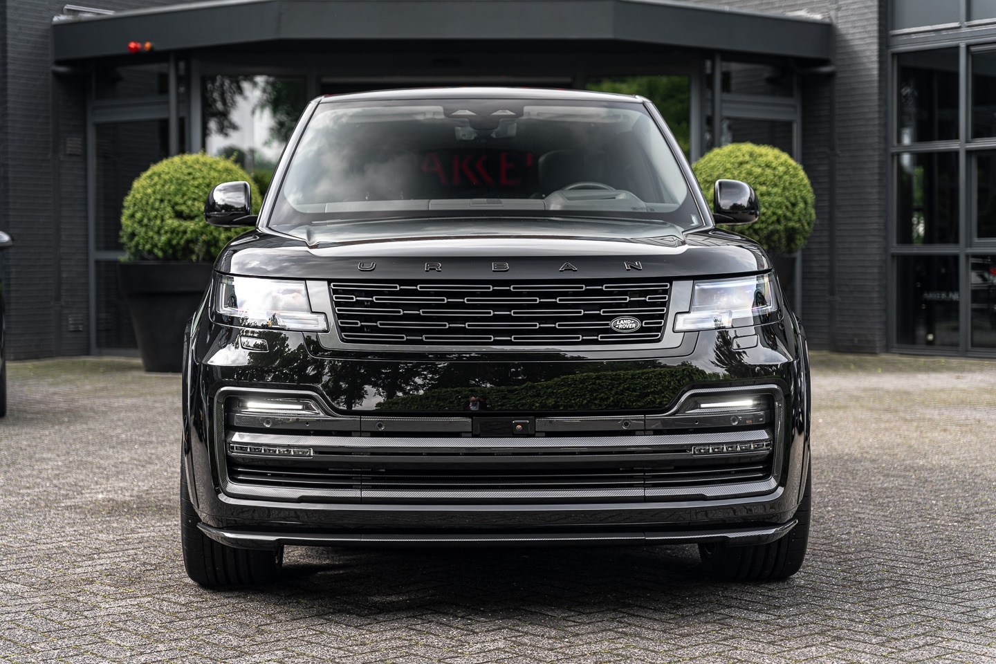 Land Rover Range Rover - LANDROVER P550e Autobiography URBAN | 4Wsturing | Massage | Head-up | 360° Camera - AutoWereld.nl