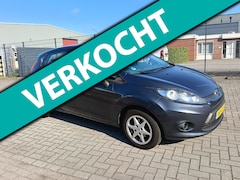 Ford Fiesta - 1.25 Trend 5 Deurs 82 Pk met Nieuwe Apk