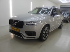 Volvo XC90 - T8 455PK Ultimate Dark | Luchtvering | HK Audio | Trekhaak | Getint Glas | 360 | Guard Ala