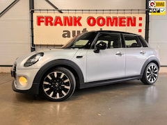 MINI 5-Deurs - 1.5 Cooper Chili Business +NAP|OHhistorie|Pano|Trekhaak|Parelmoer|Navi|Climate|Cruise|PDC|