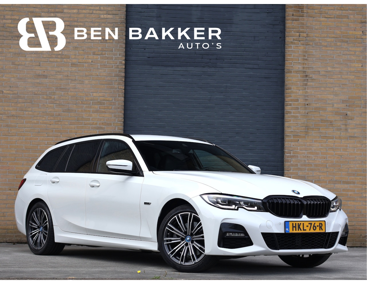 BMW 3-serie Touring - 320e M Sport PHEV | Live Cockpit Pro | Comfort Access | Shadow Line - AutoWereld.nl