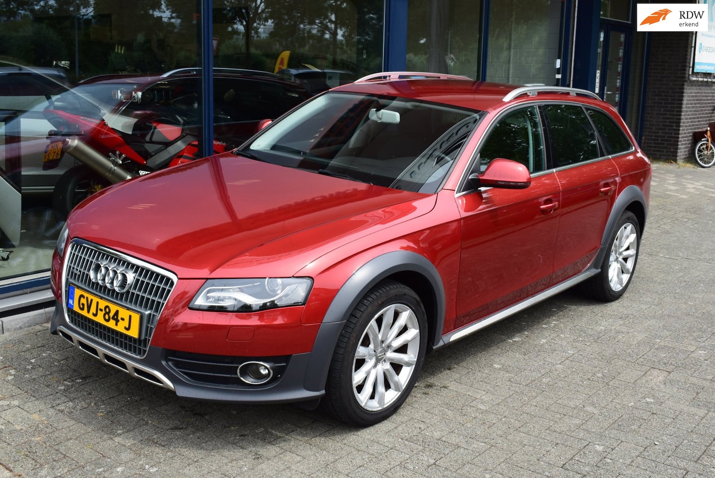 Audi A4 allroad quattro - 2.0 TFSI AUTOMAAT // Climate Control, Parkeersensoren, Lichtmetalen velgen - AutoWereld.nl