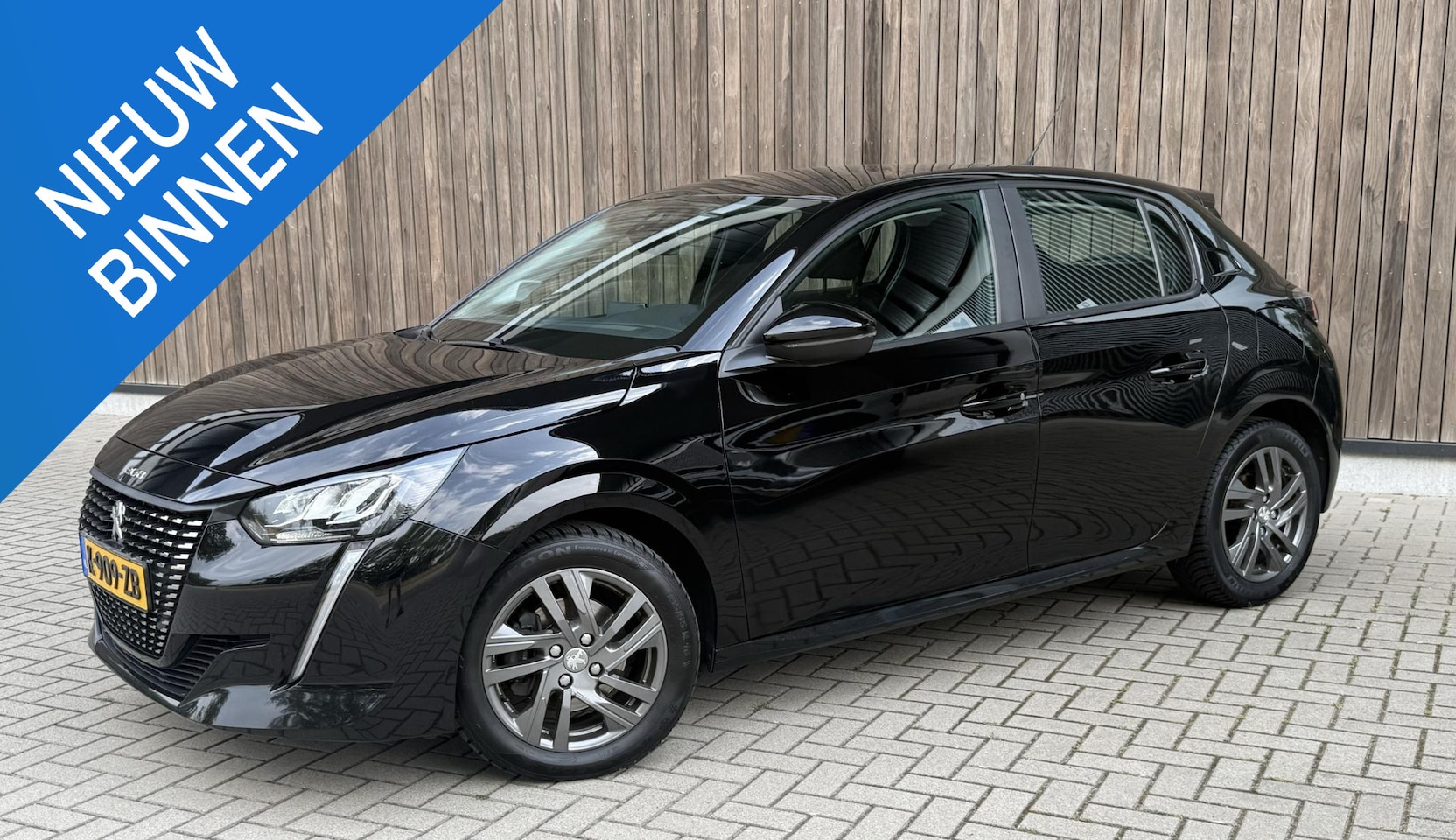Peugeot 208 - 1.2 PureTech Active Pack CARPLAY | CLIMATE - AutoWereld.nl